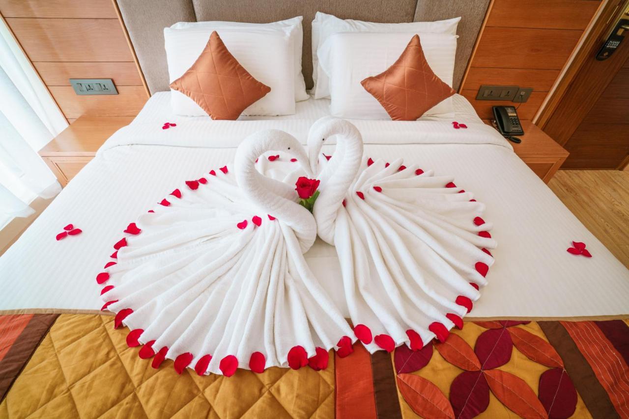 Townbridge Hotels & Suites Kochi المظهر الخارجي الصورة
