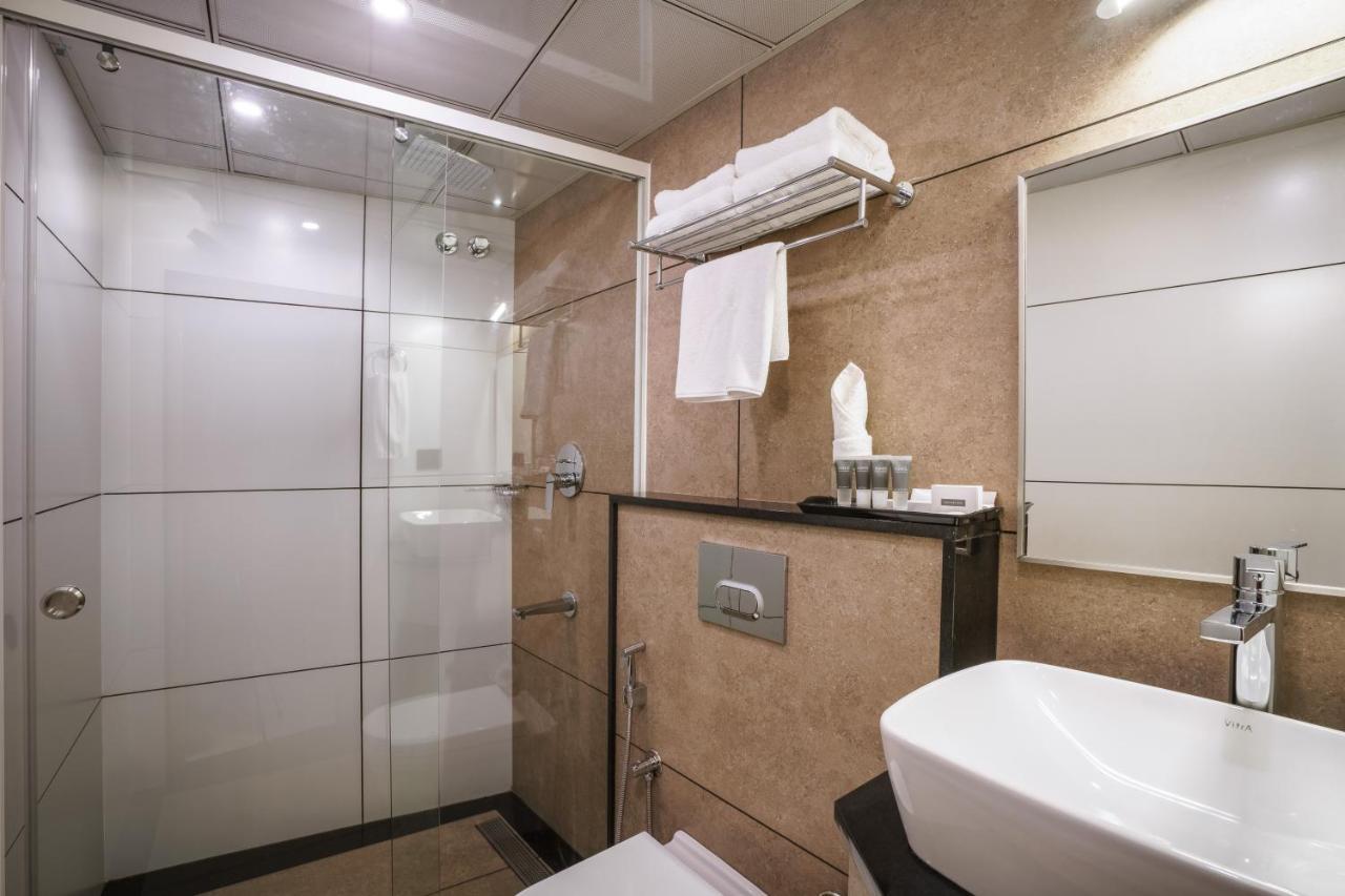 Townbridge Hotels & Suites Kochi المظهر الخارجي الصورة