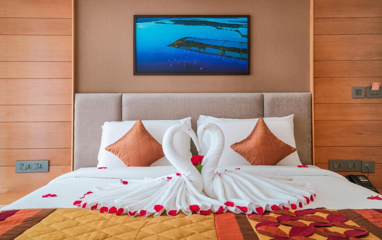 Townbridge Hotels & Suites Kochi المظهر الخارجي الصورة