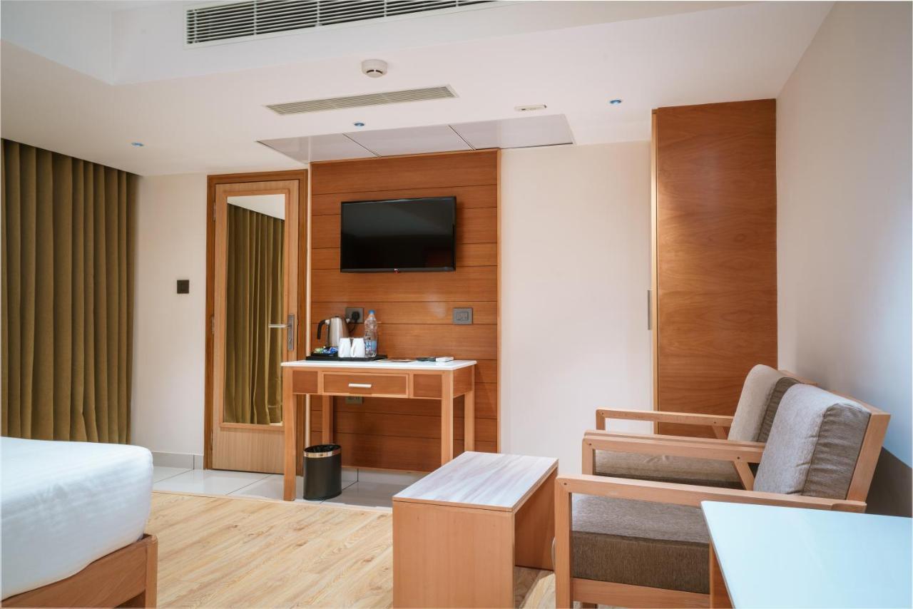 Townbridge Hotels & Suites Kochi المظهر الخارجي الصورة